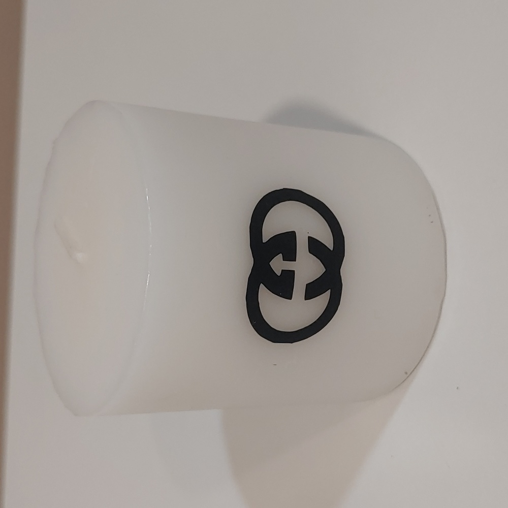 CANDLE W/ HOLDER